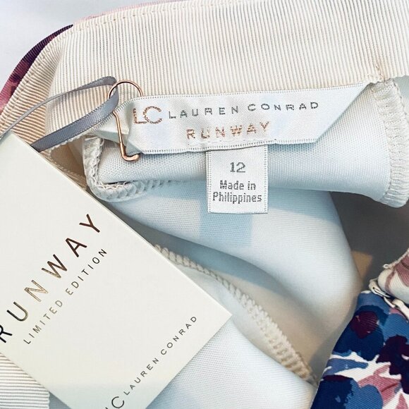 NWT LC Lauren Conrad Runway floral scuba mini skirt Women 12 pink navy coquette - Picture 10 of 10
